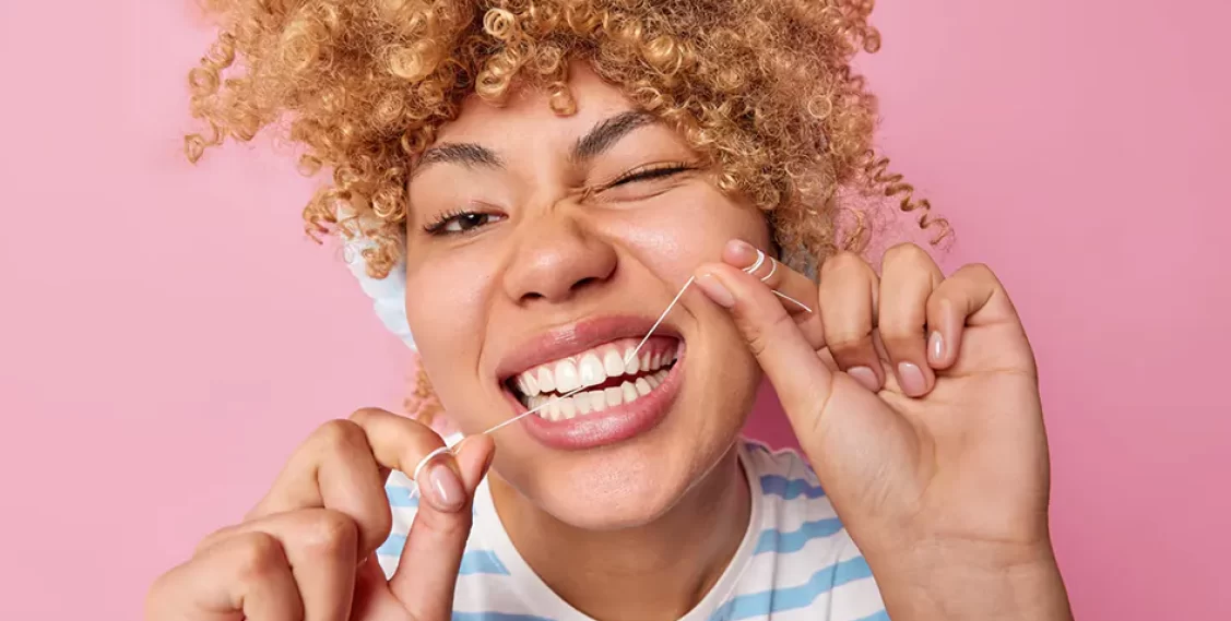 dental-floss-tips-benefits-oral-hygiene